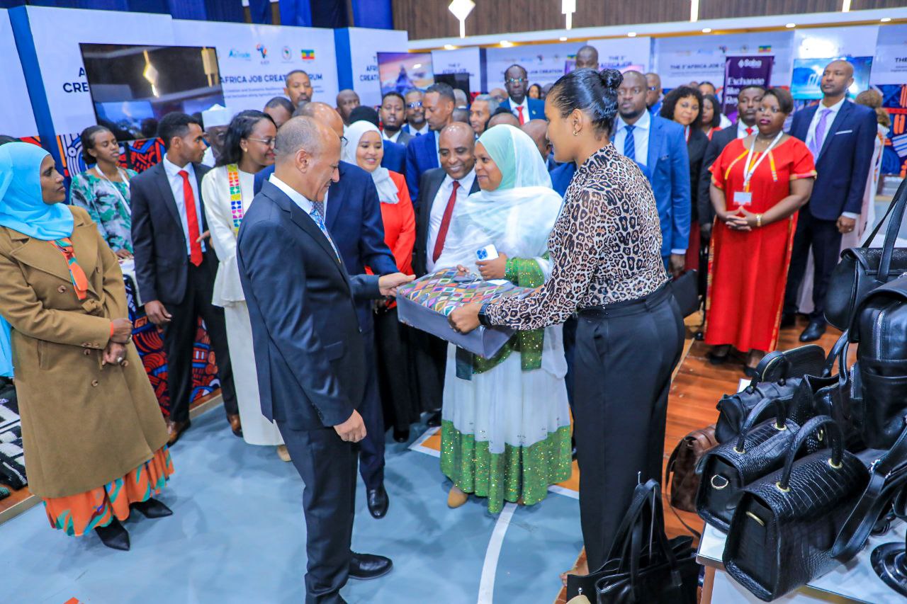 516374377_1029975635982973_3196402082464684306_n