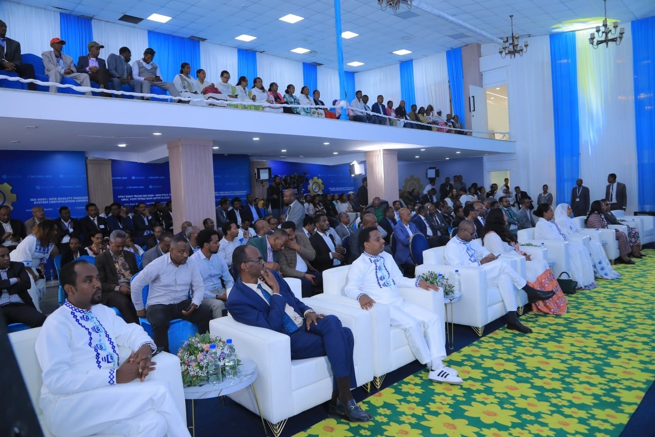 542753926_1076119708035232_8887842882294373693_n