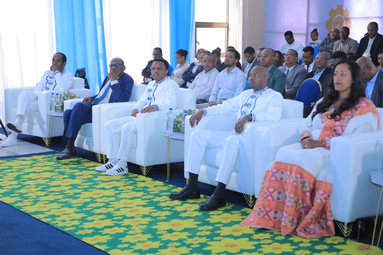 542759115_1076119778035225_1730224857174263477_n