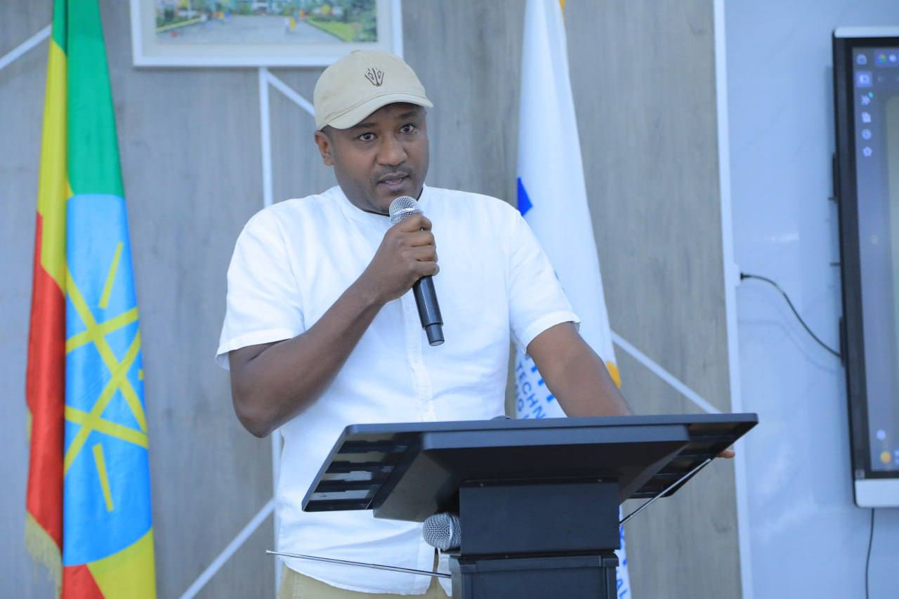 577040457_1130324069281462_9115140765118440200_n