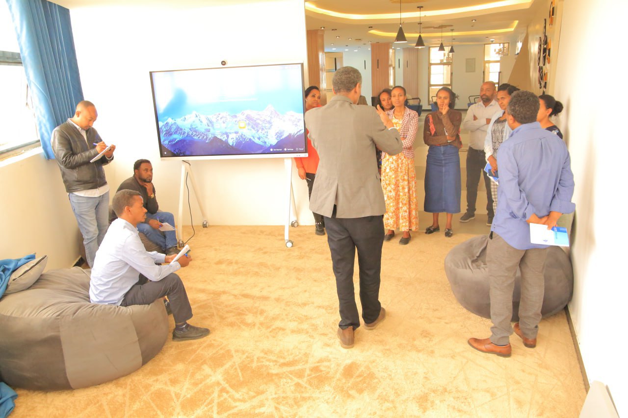 598082797_1158249856488883_3922091575884934583_n (1)