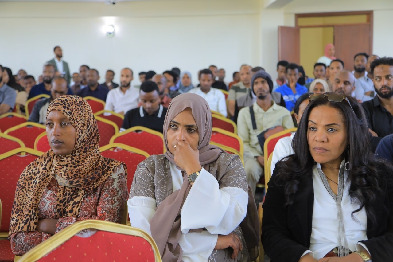 608910914_1172487131731822_6869950338599066889_n