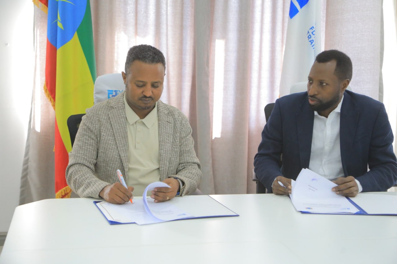 626378836_1195744469406088_3904486272977343456_n