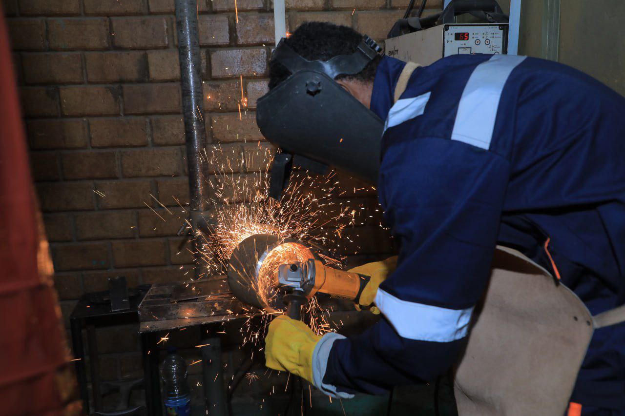 629202280_1200409845606217_2916596956481225668_n