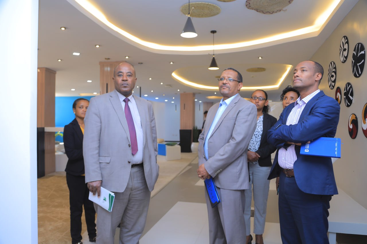 634455766_1206849858295549_5262583160137422141_n