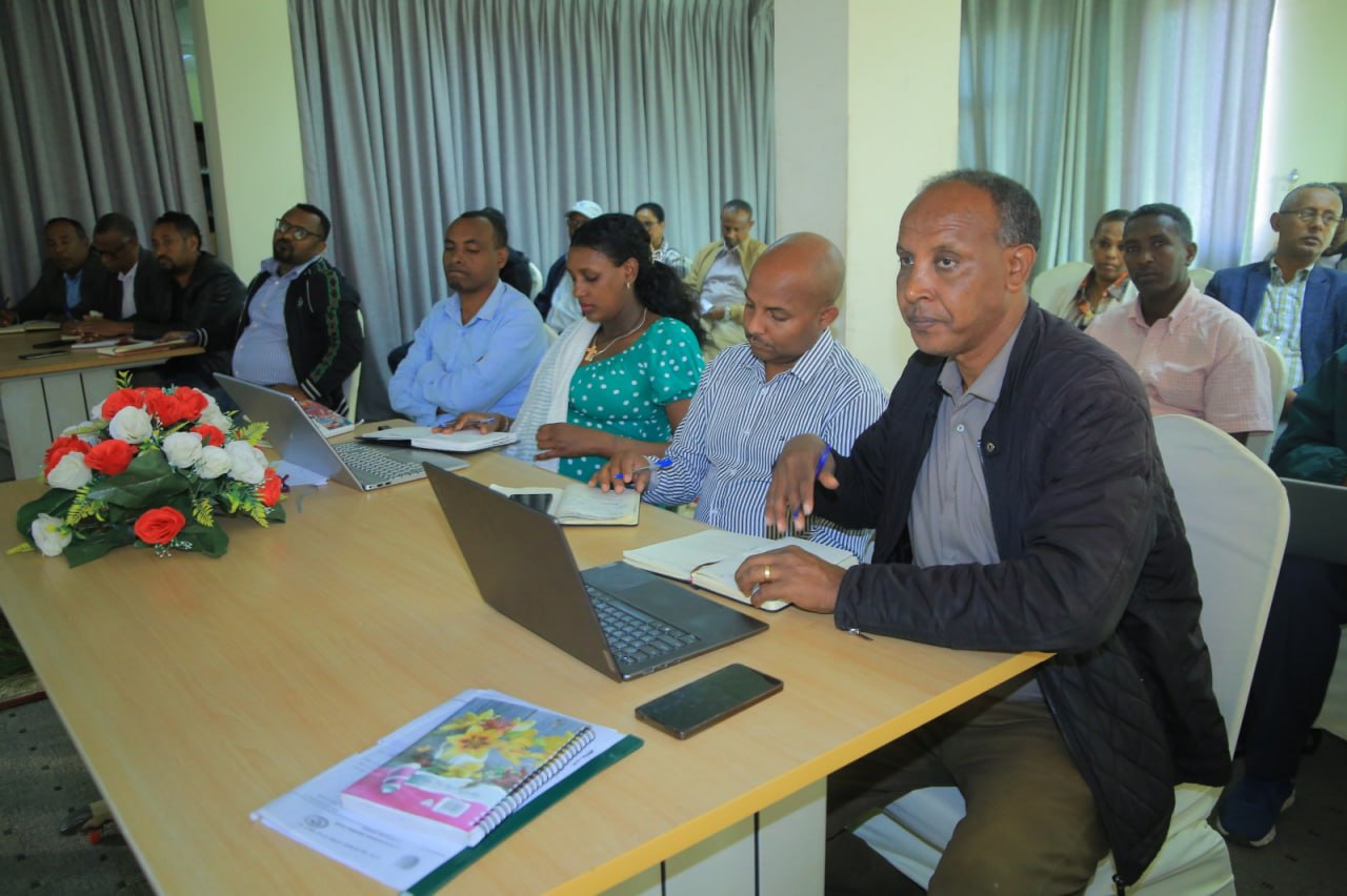 637776938_1210835191230349_3053153287375376726_n