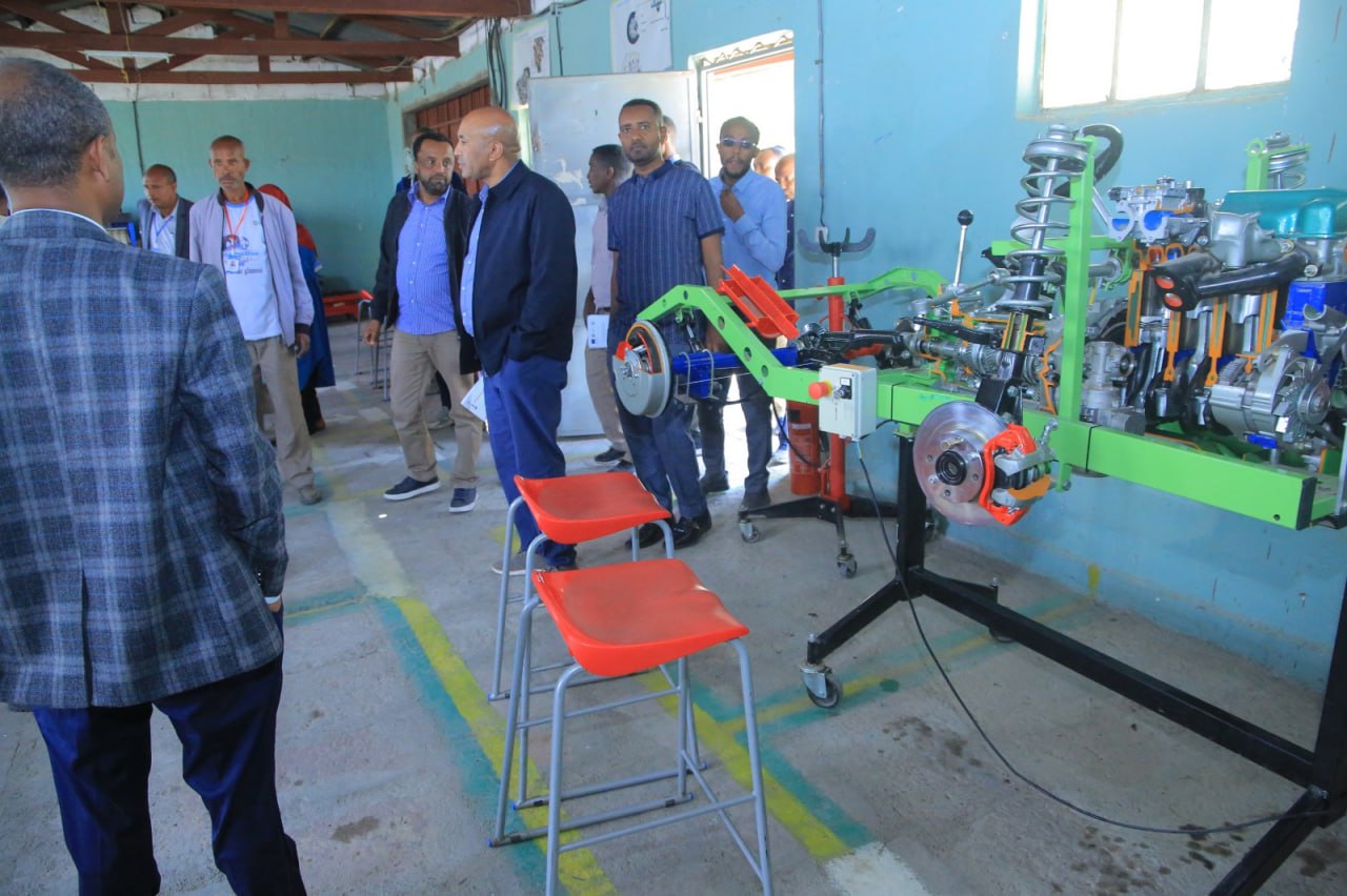 639889824_1210835341230334_7727572488659870340_n