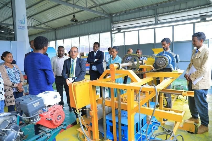 669897390_1251123243868210_7022254887096126167_n