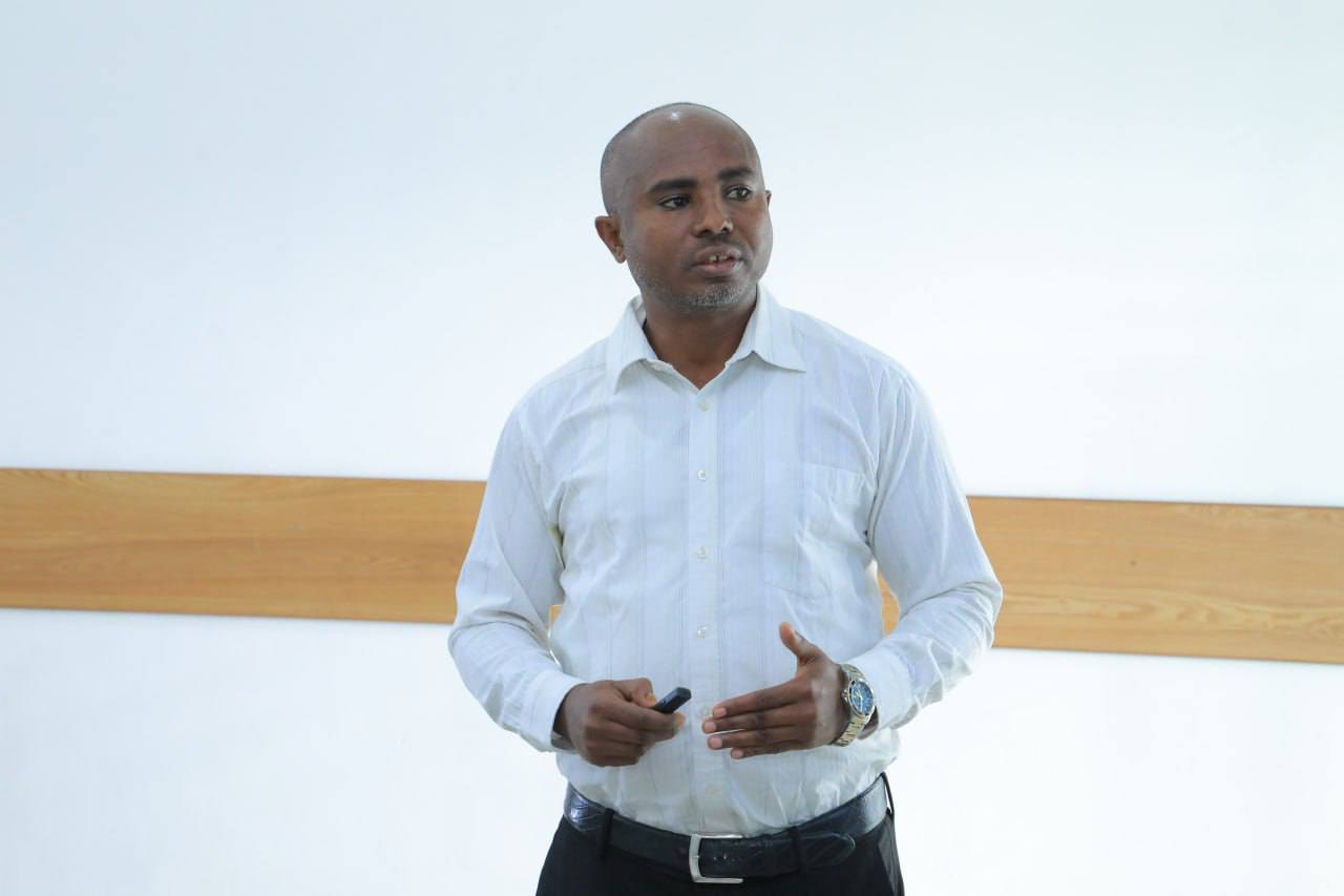 670516319_1291039279792259_2106591883759083738_n